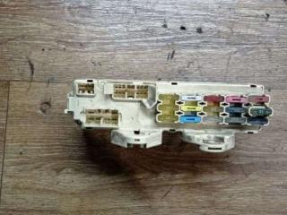 блок предохранителей Mazda 626 GE 1996, 2.0 л., бензин, МКПП, седан