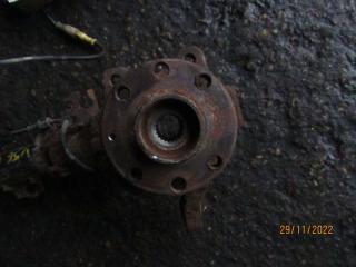кулак поворотный правый Opel Vectra B 1998, 1.6 л., бензин, МКПП, седан