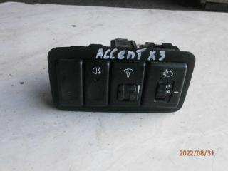 кнопка противотуманных фар Hyundai Accent 1 поколение (X3) [рестайлинг] 1997, 1.3 л., бензин, МКПП, седан