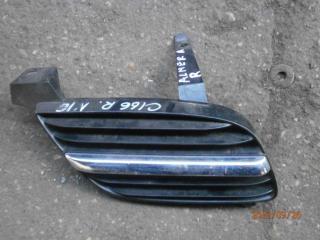 решетка радиатора Nissan Almera N16 2001