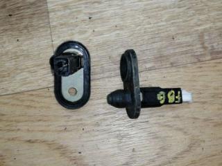 выключатель концевой (концевик) Toyota Yaris P1 2001, 1.0 л., бензин, МКПП, хетчбэк 5 дв.