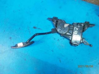 педаль Mitsubishi Grandis 1 поколение 2006, 2.4 л., бензин, МКПП, минивэн