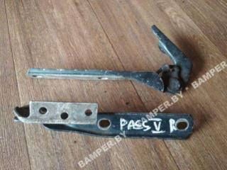 петля капота Volkswagen Passat B5 1998